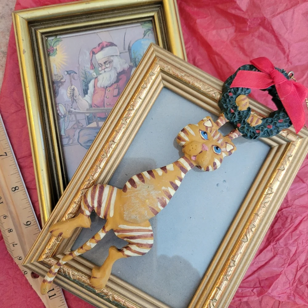 Kurt Adler Cat Hanging on Wreath Wooden Christmas Ornament ~ Cute! ~ FINAL PRICE